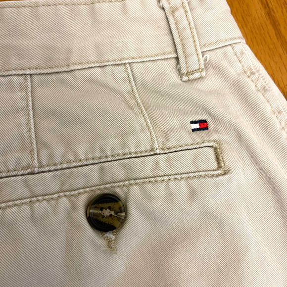 Tommy Hilfiger Khaki Pants Youth Sz 18 Gently used - Picture 2 of 13